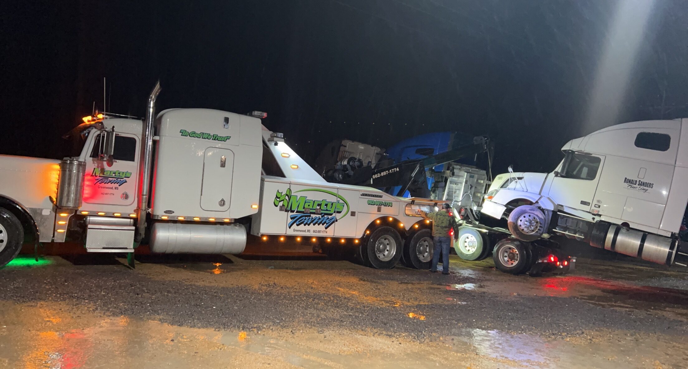 Marty's Towing (3)